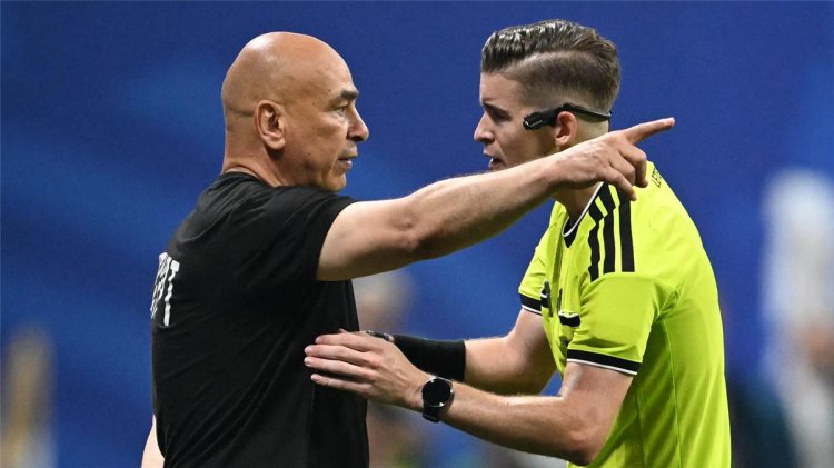 عقوبات كاس العالم.. "فيفا" يوقف حسام وإبراهيم حسن 3 مباريات وزيكو 5 مباريات