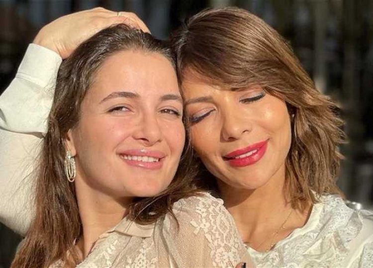 شام الذهبي: «غياب أمي أصالة عن البيت بيظلم الدنيا»