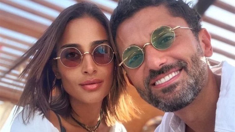 بعد عودتها لزوجها كريم محمود عبد العزيز.. أول ظهور إعلامي لمصممة الأزياء آن الرفاعي في "هي وبس"