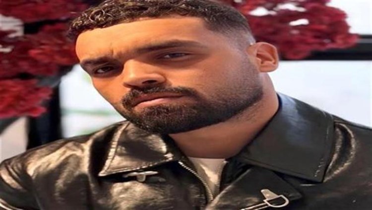 الشاعر الغنائي فلبينو أحمد ينعى والده بكلمات مؤثرة