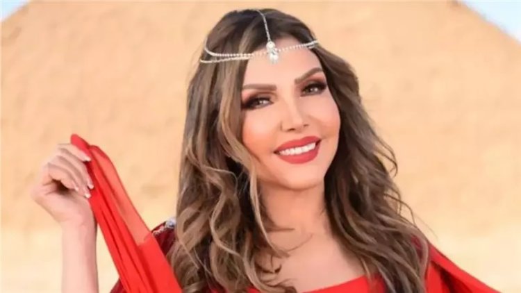 نادية مصطفى تعلق على ذكر اسم هاني شاكر في حفل الشامي بباريس