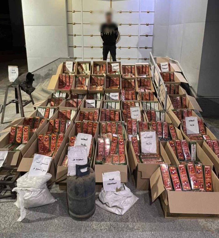 الأمن بالفيوم يضبط ورشة لتصنيع الألعاب النارية بحوزة 800 ألف قطعة