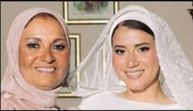 دينا هشام ابنة هبة قطب تستقبل مولودها الأول "آسر"