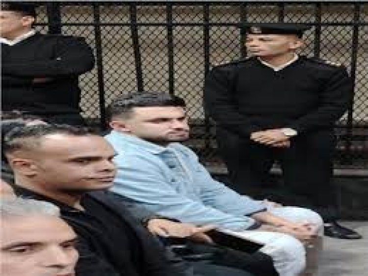 عاجل .. وصول نجل سعد الصغير للمحاكمة في استئناف حكم سجنه