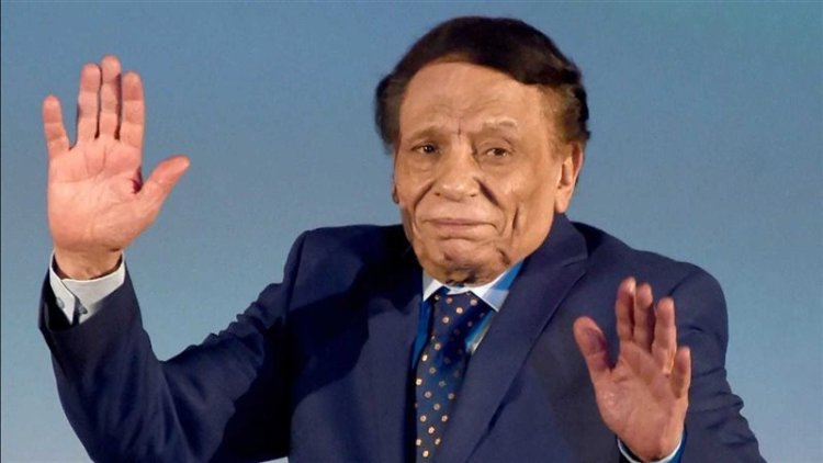 مفاجأة من العيار الثقيل.. أحمد زكي كان المرشح الأول لـ «الإرهابي» قبل عادل إمام