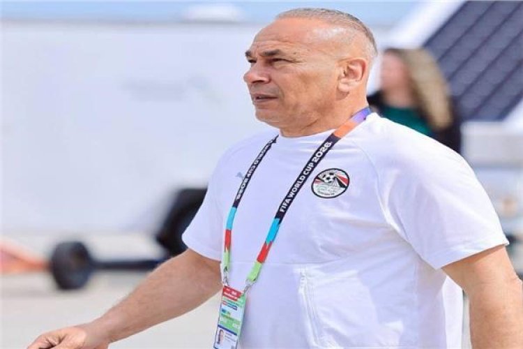 إبراهيم حسن: «حسام» كان بيحفظ اللاعبين أدوارهم.. وتعامل مع ميسي كلاعب عادي
