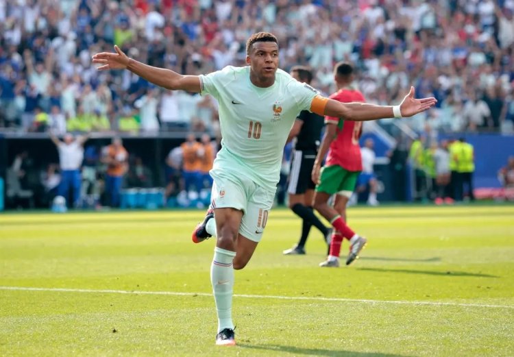 بثنائية أمام المغرب.. فرنسا تتأهل إلى نصف نهائي كأس العالم