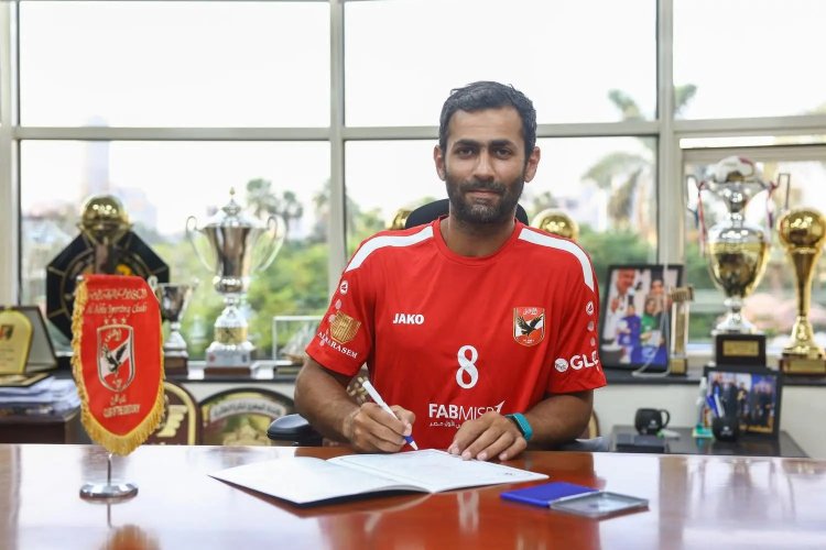 الأهلي يعلن ضم محمد هشام "مودي" لتدعين فريق اليد