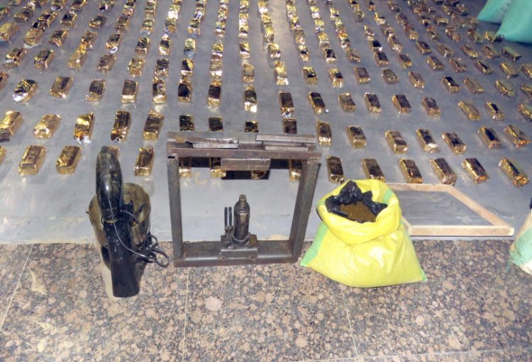 بقيمة 150 مليون جنيه.. ضبط عنصرين إجراميين شديدي الخطورة بحوزتهما طن ونصف حشيش بالإسماعيلية