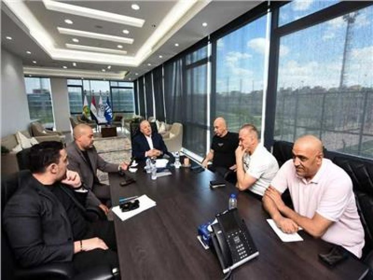 حسام حسن يجتمع مع اتحاد الكرة ورابطة الأندية