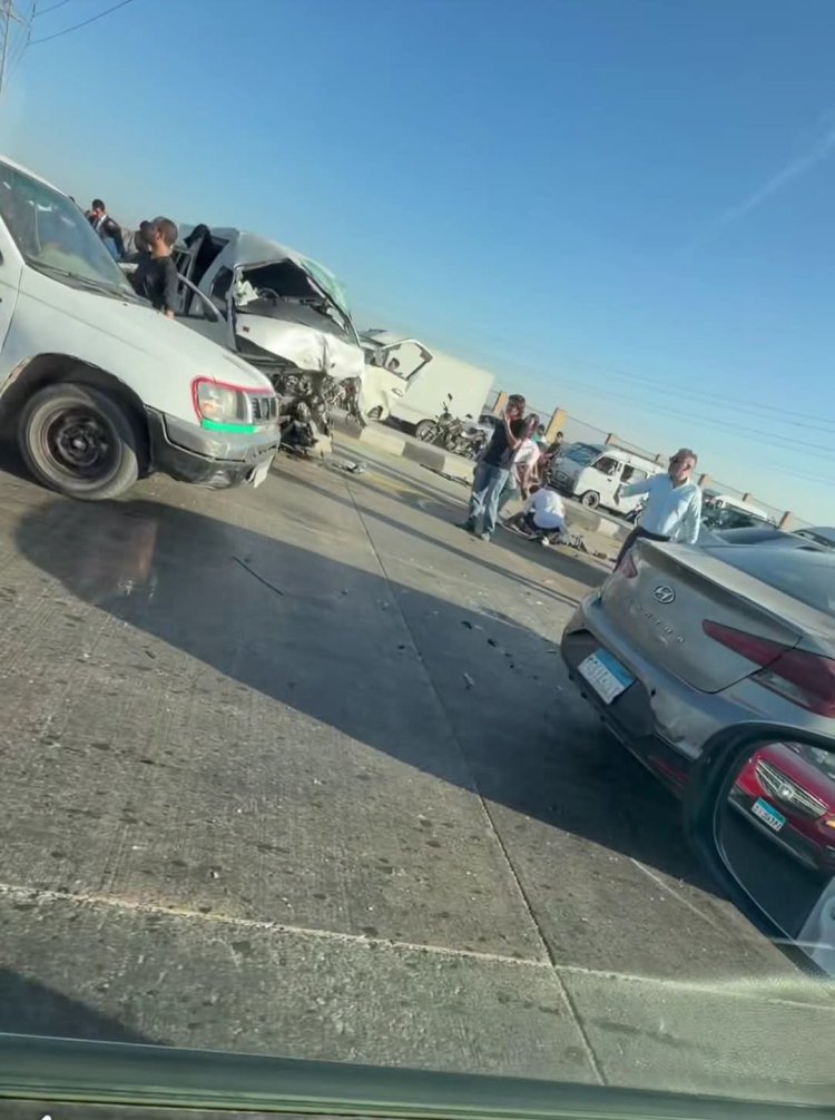 مصرع شخصين وإصابة 2 آخرين في تصادم مروع على الطريق السياحي اتجاه المعادي