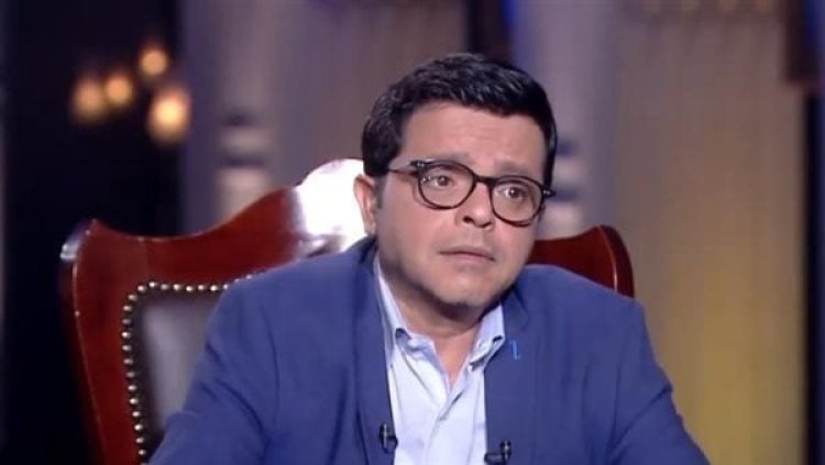 محمد هنيدي يشكر جمهوره بعد وفاة شقيقه: "فقدت أخي وكان حولي ألف أخ"
