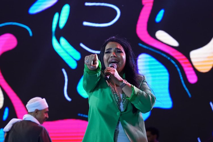 بالأخضر.. أمينة تشعل احتفالية اليوم الوطني السعودي بمهرجان ليالي مراسي