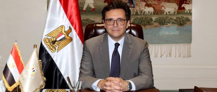 وزير الثقافة يعلن انطلاق مبادرة «مكتبة لكل بيت» بالتزامن مع افتتاح معرض القاهرة الدولي للكتاب