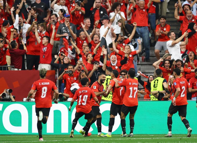 بعد الفوز التاريخي.. منتخب مصر يتصدر مجموعته في كأس العالم