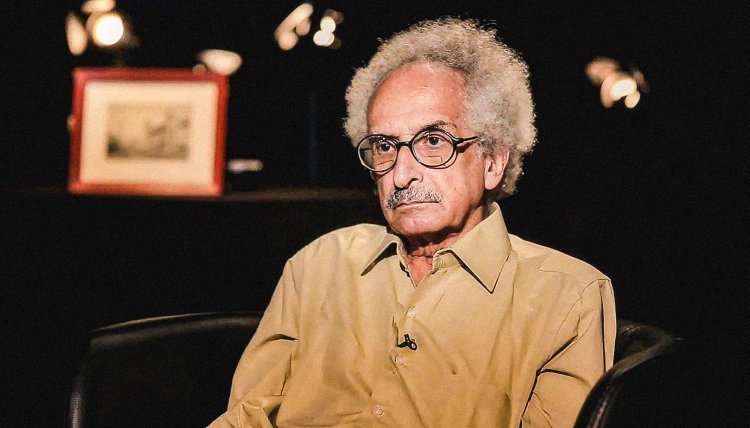 «الحالة مع السن حرجة».. خالد منتصر يناشد الجهات المعنية لعلاج صنع الله إبراهيم