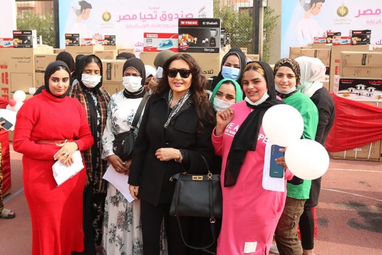 بالصور.. لطيفة تشارك في فعاليات "أسبوع الخير" وإطلاق القافلة الشاملة لدعم قطاع غزة