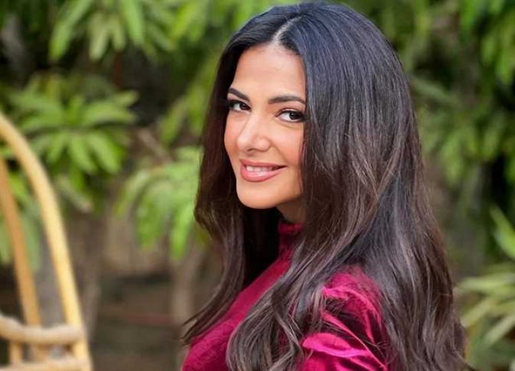 بعد تكريم رموز المسرح.. دنيا سمير غانم تشكر تامر حسني ونقابة المهن التمثيلية