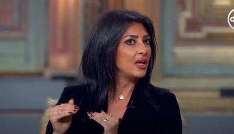 رنا أبو الريش مؤلفة مسلسل "اتنين غيرنا" تشيد بموهبة دينا الشربيني