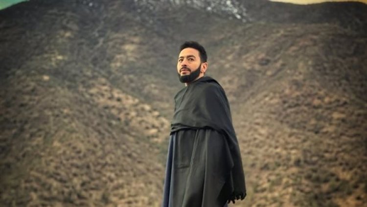 مخرج «المداح – أسطورة النهاية» يمنح حمادة هلال إجازة من التصويربسبب اجهاده