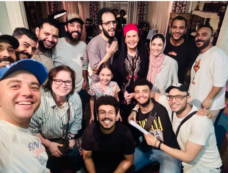 يسرا وهدى المفتي وباسم سمرة .. قائمة النجوم الكاملة لفيلم «بنات فاتن»