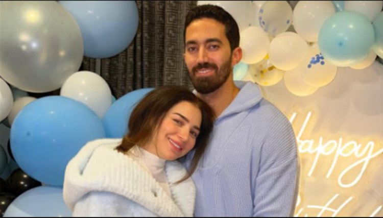 أحمد تيمور يحتفل بعيد ميلاده رفقة زوجته الفنانة مي عز الدين