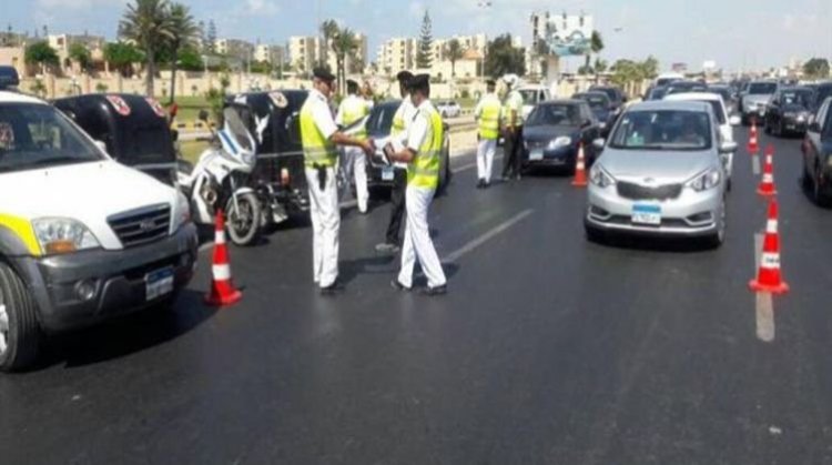 تحرك أمني لإصلاح طريق مصر إسكندرية الصحراوي