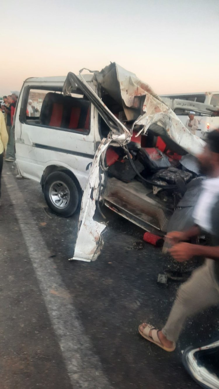 مصرع 4 أشخاص وإصابة 19 آخرين فى حوادث مرورية بالأوسطي والفيوم الصحراوي 