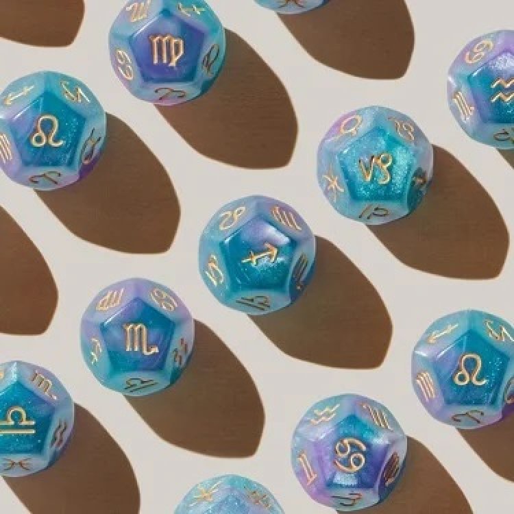 أبراج فلكية على موعد مع فرص مالية قوية في 2026