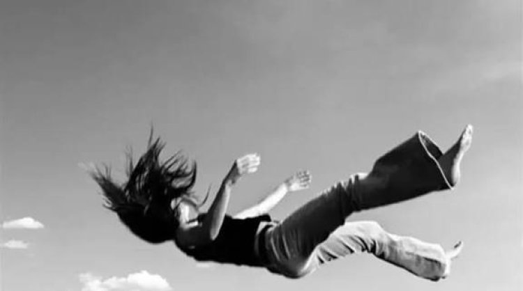 فتاة تنهي حياتها قفزًا من الطابق الرابع لرفض خطبتها من حبيبها بالجيزة