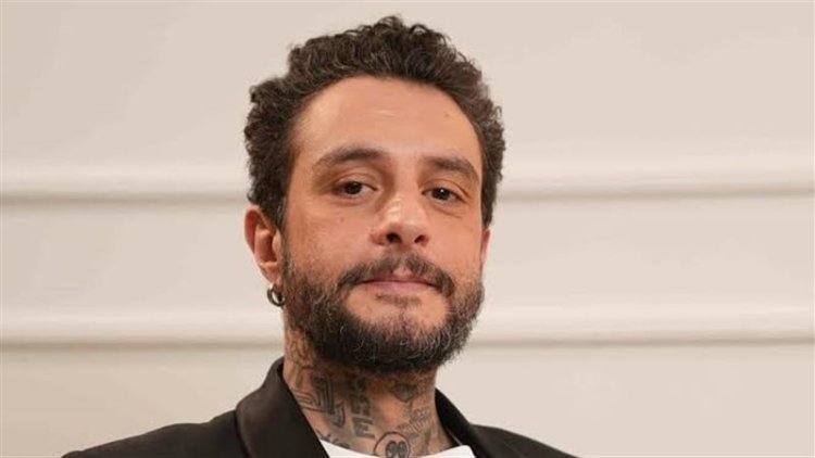 أحمد الفيشاوي يتعاقد على بطولة فيلم جديد بعنوان نمبر وان