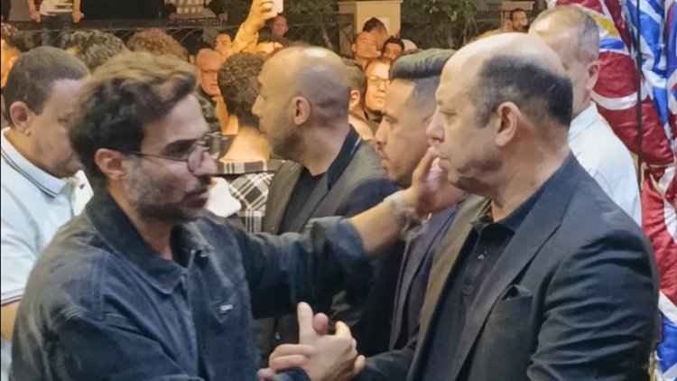 أحمد فهمي يشارك في عزاء الراحل محمد صبري بحضور عدد من الشخصيات العامة