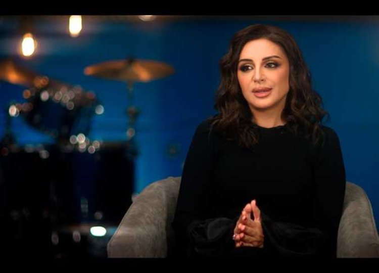 لميس الحديدي تكشف تفاصيل حالة أنغام الصحية: «في طريقها الآن للتعافي بالتدريج»