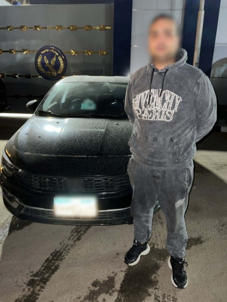 حركات استعراضية بسيارة ملاكي في الجيزة.. وضبط السائق بعد تعريض حياة المواطنين للخطر