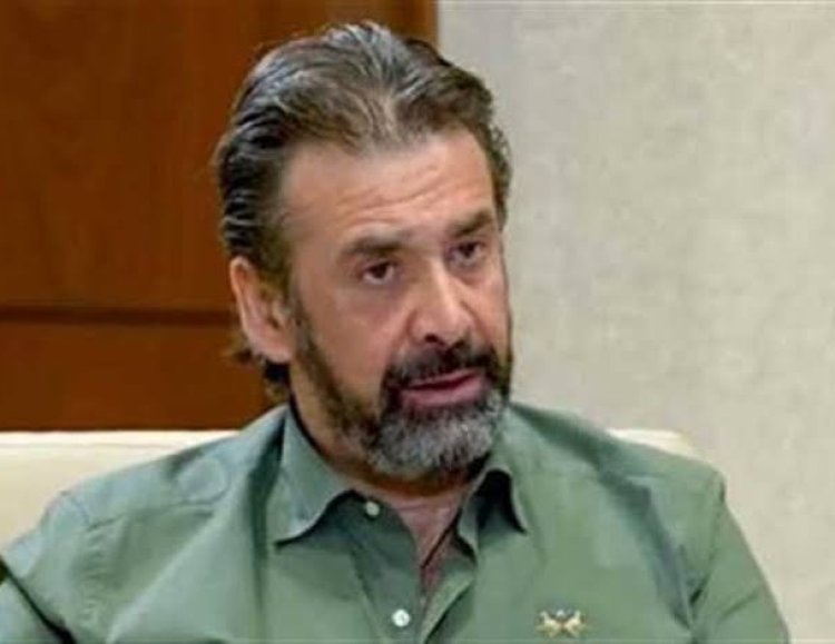 كريم عبد العزيز يواسي أحمد حلمي في وفاة والدته برسالة مؤثرة