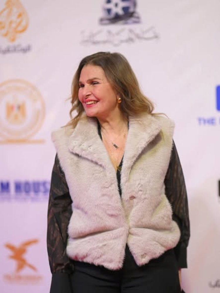 نجوم الفن يتوافدون على افتتاح مهرجان الأقصر للسينما الأفريقية في دورتة الـ 15 بمعبد الأقصر