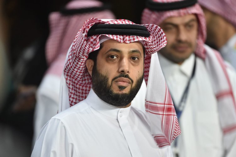 تركي آل الشيخ يشيد بموقف نقابة المهن التمثيلية: مصر والسعودية جناحا الأمة