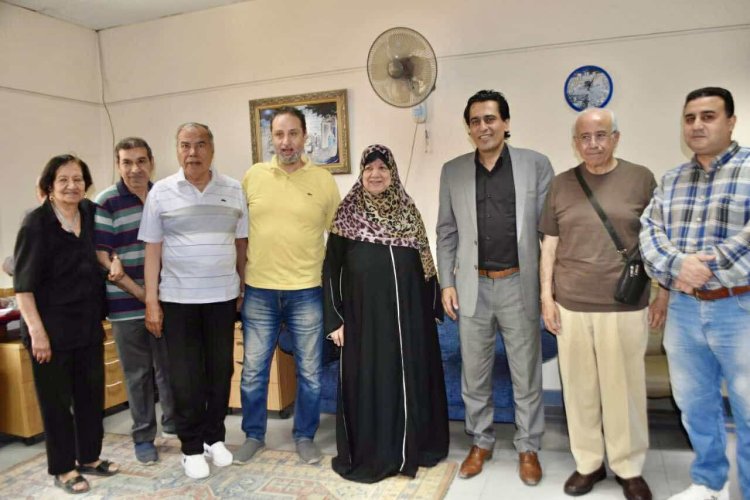 «رابطة الرواد» تحتفل بفوز أيمن عبد المجيد بـ«اكتساح» في انتخابات الصحفيين