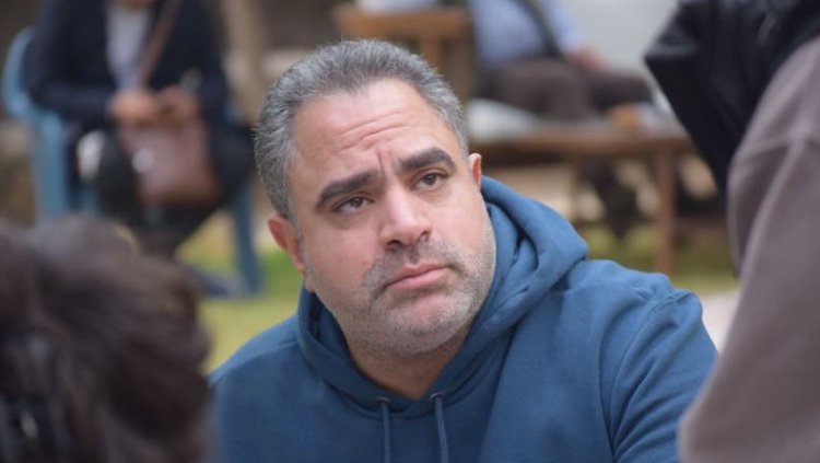 محمد شاهين يبكي على الهواء بسبب مشهد في «لام شمسية»