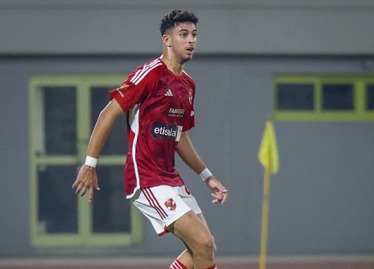 الأهلي يعلن إعارة أحمد عابدين إلى سيراميكا كليوباترا