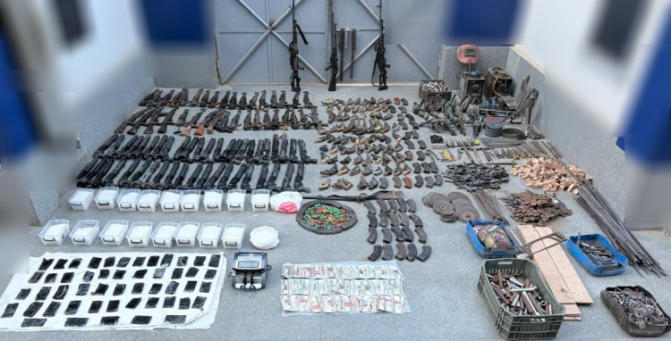 مضبوطات بـ 75 مليون جنيه .. مصرع عنصرين إجراميين في تبادل إطلاق نار مع الشرطة بأسيوط