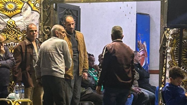 وسط غيابًا لافتًا لنجوم الوسط الفني.. بدء عزاء الفنانة الراحلة فاطمة كشري بشبرا مصر