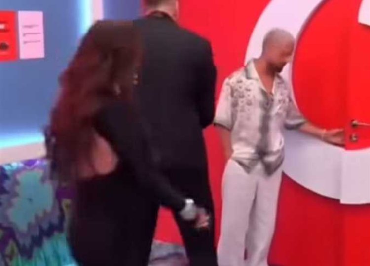 فيديو لشاب يشبه سعد لمجرد يثير الجدل.. والحقيقة: المعتدى عليه شاب ألباني