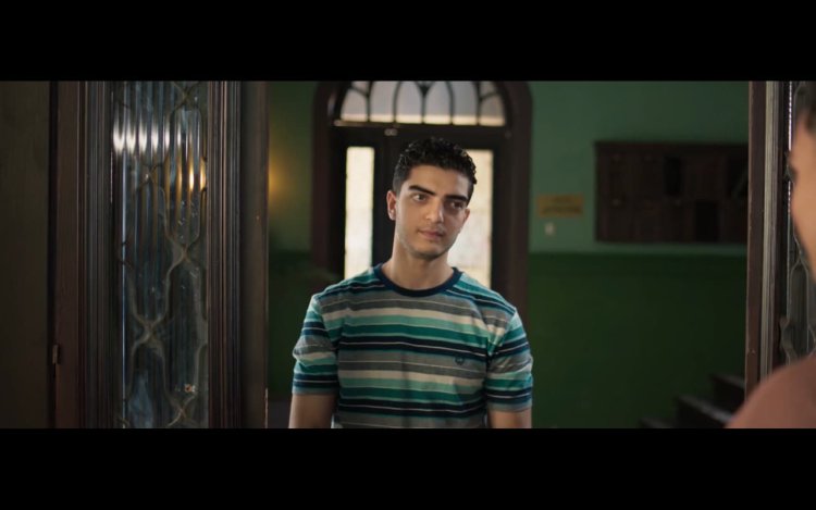 معتز هشام عامل ديلفري في الحلقه الأولى من مسلسل خمسين خمسين