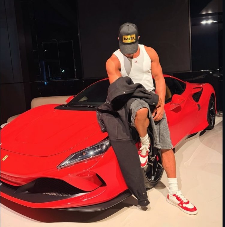 بعد وفاة والده.. محمد رمضان يوجّه رسالة مؤثرة: “الحياة تستمر.. حتى لو كانت مؤلمة”