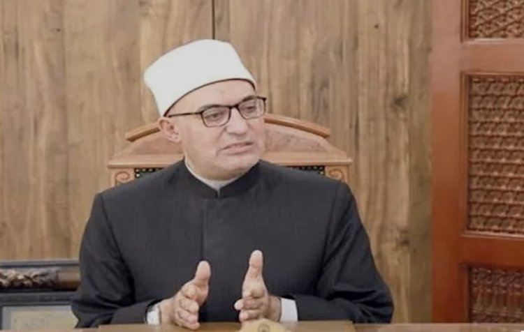 مطلقة تحتاج عملية جراحية.. هل يجوز إعطاؤها من الزكاة؟ دار الإفتاء تحسم الجدل