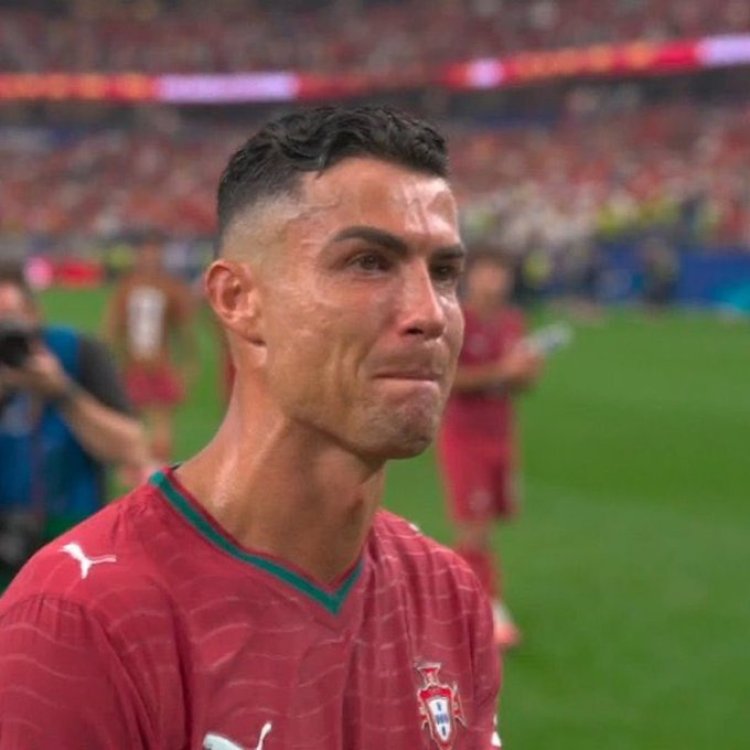 بعد هزيمة البرتغال من إسبانيا.. رونالدو يودع كأس العالم للمرة الأخيرة باكيا
