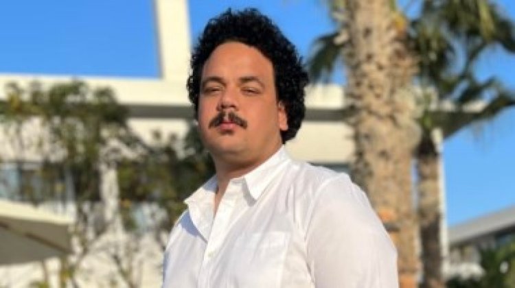 مصطفى غريب يكشف سرًا طريفًا عن طفولته