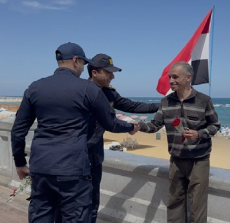 وزارة الداخلية تشارك المواطنين الاحتفال بعيد الأضحى المبارك (صور)