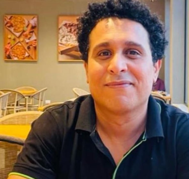 «رجل ينام ببذلته كاملة».. الرواية الأولى لميشيل نبيل في معرض الكتاب